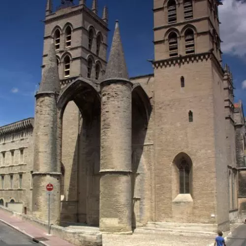 montpelliercathedralsmall