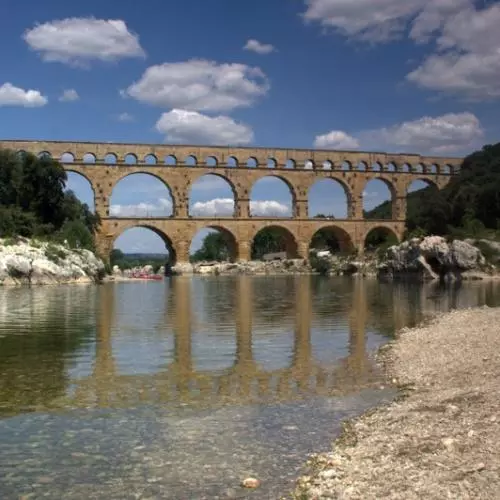 pontdugard1