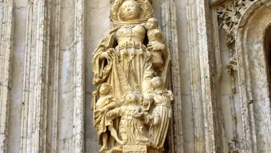 flamboyantgothicstwulfransmall